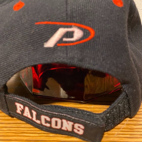 New Falcons BaseBall Cap - Picture 4 of 12
